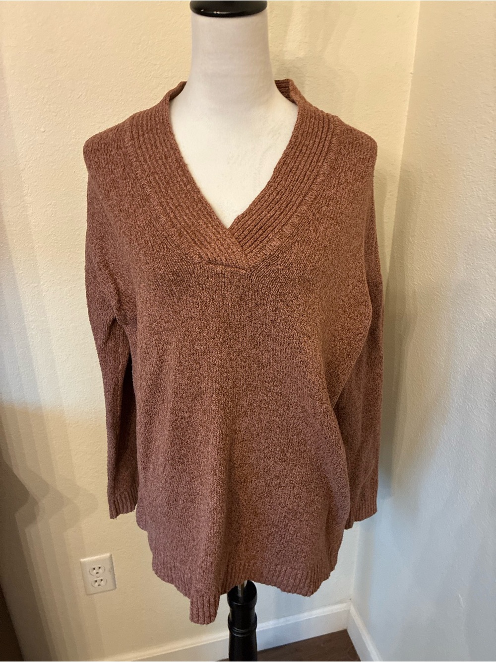 J. Jill Cozy V-Neck Women's Sweater - Marled Brown